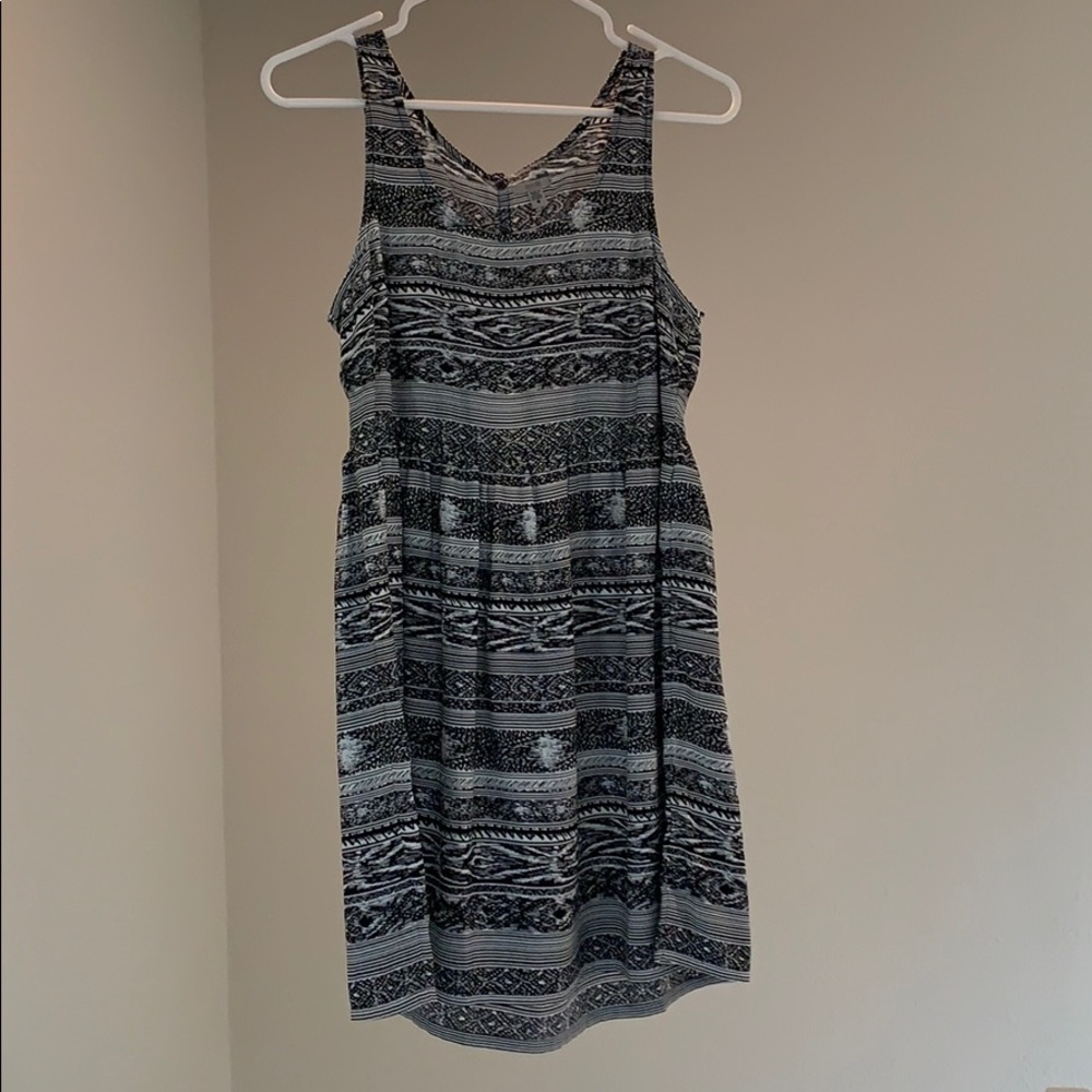ecoté Black & White Open Back Dress Size S